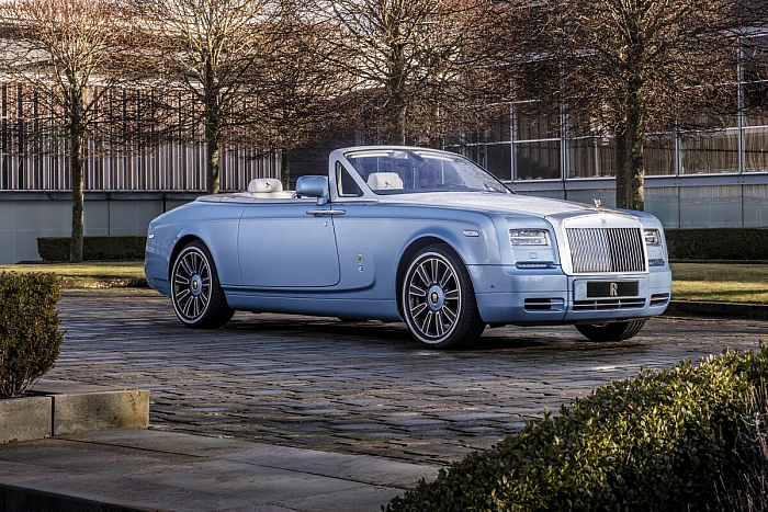  Rolls - Royce Phantom 