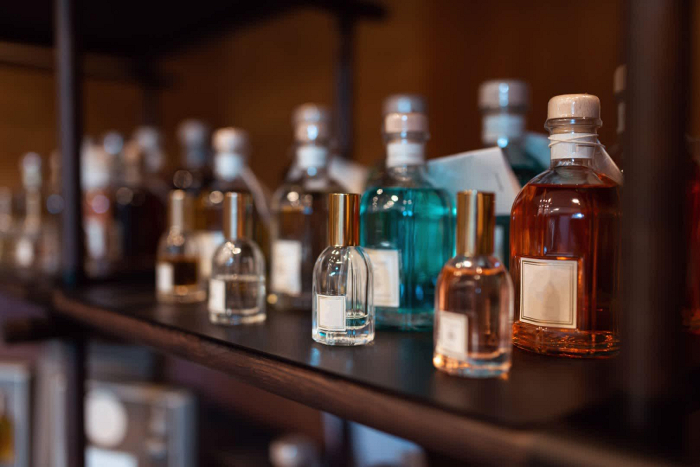 Следует выбрать правильное место для хранения парфюма