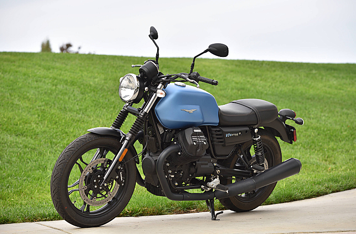 Moto Guzzi V7 III Stone